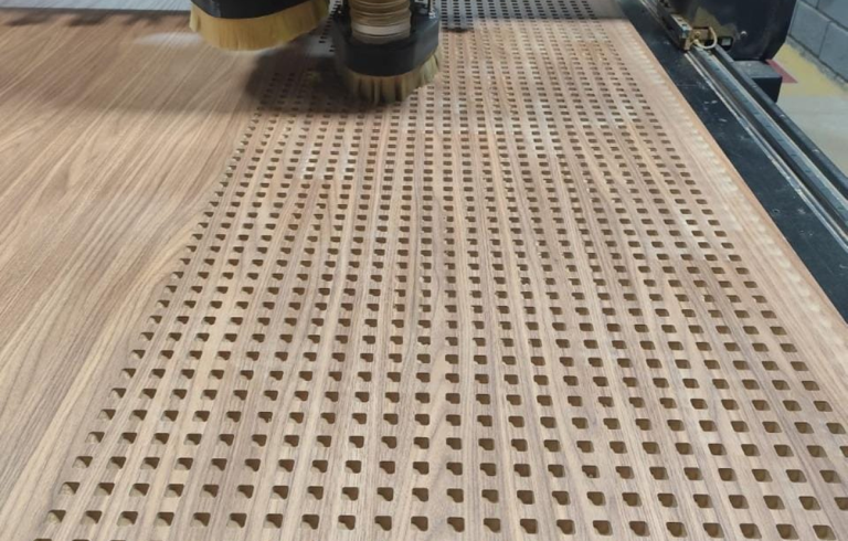 Máquina usinagem - terceira foto 1